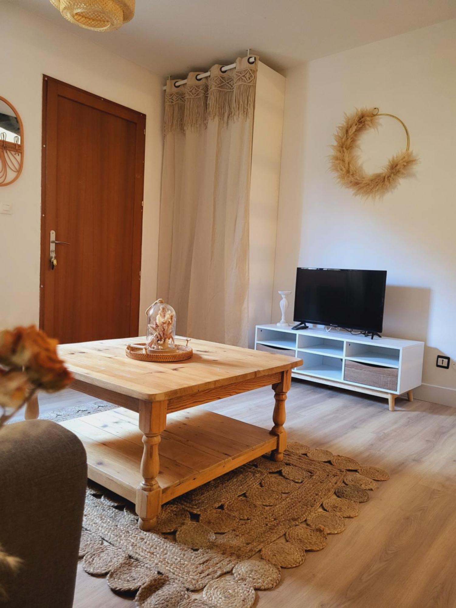 Maison De Village A La Decoration Boheme Jusqu'A 6 Personnes Viviers-lès-Montagnes Eksteriør billede